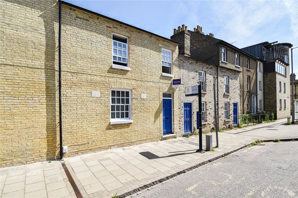 Property photo 1 of 8 Picture No. 10