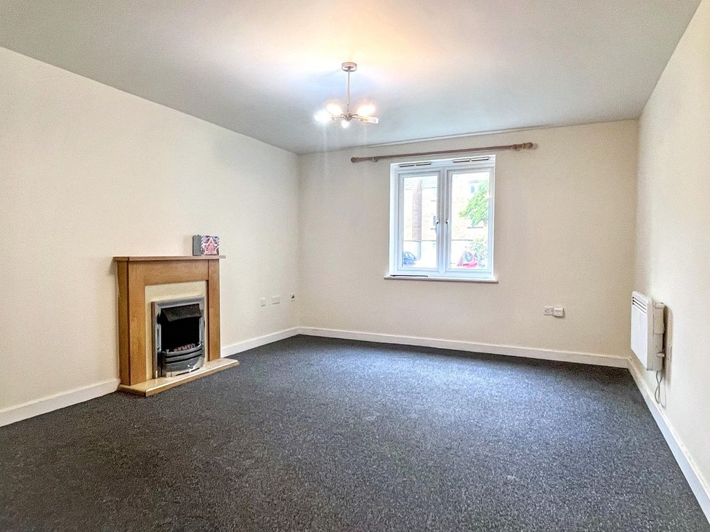 Property photo 2 of 8 Not Specified