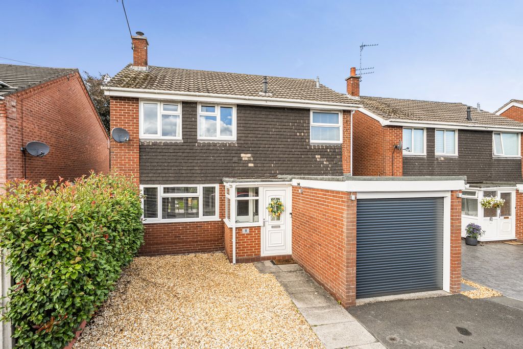Property photo 1 of 24 1520512 (3)