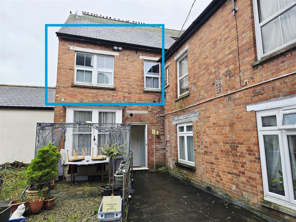 Property photo 1 of 8 New Main.Png