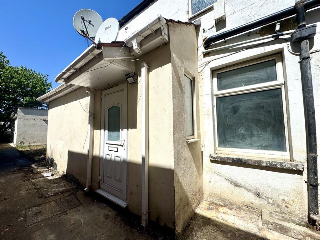 Property photo 1 of 11 Img_3035.Jpg