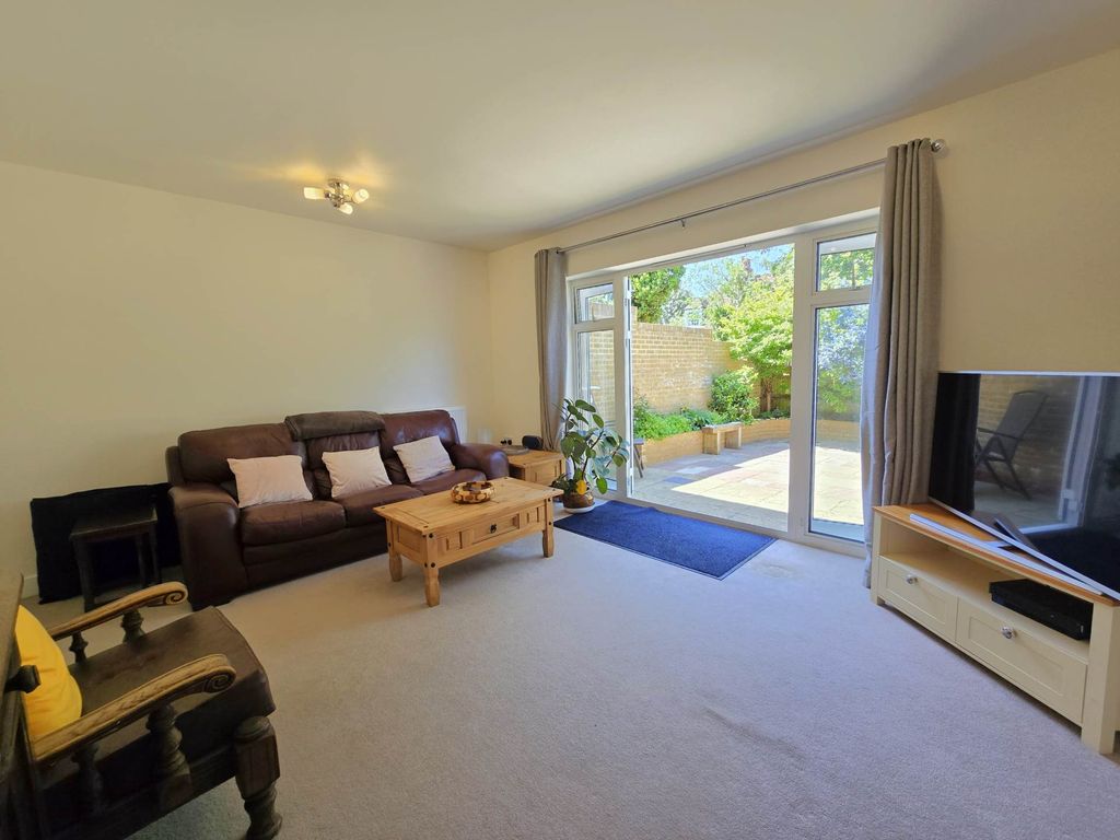 Property photo 3 of 15
