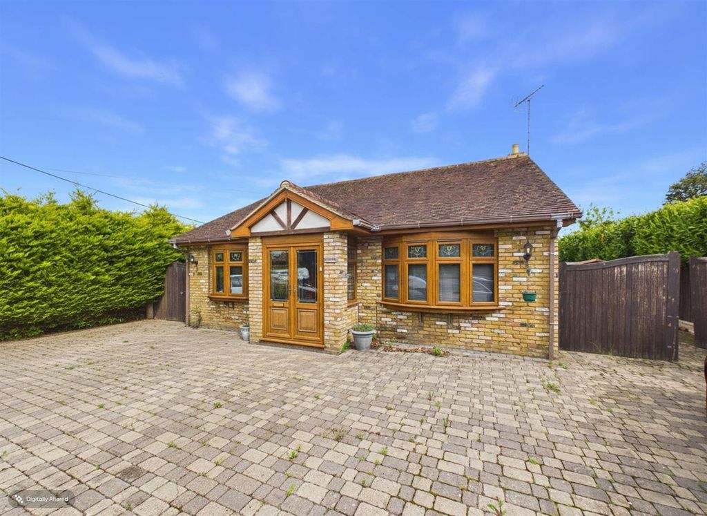 Property photo 1 of 17 Cam02342G0-Pr0179-Still014-001.Jpg