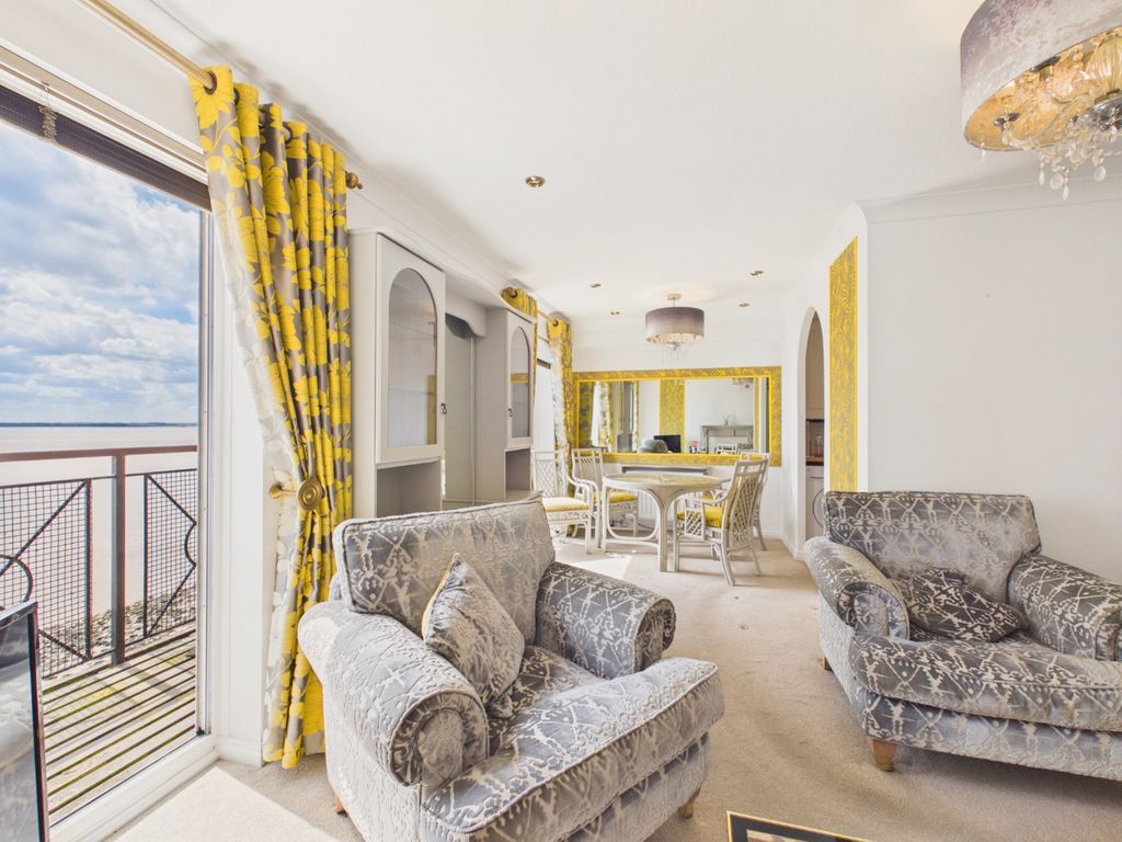 Property photo 2 of 16 5274183