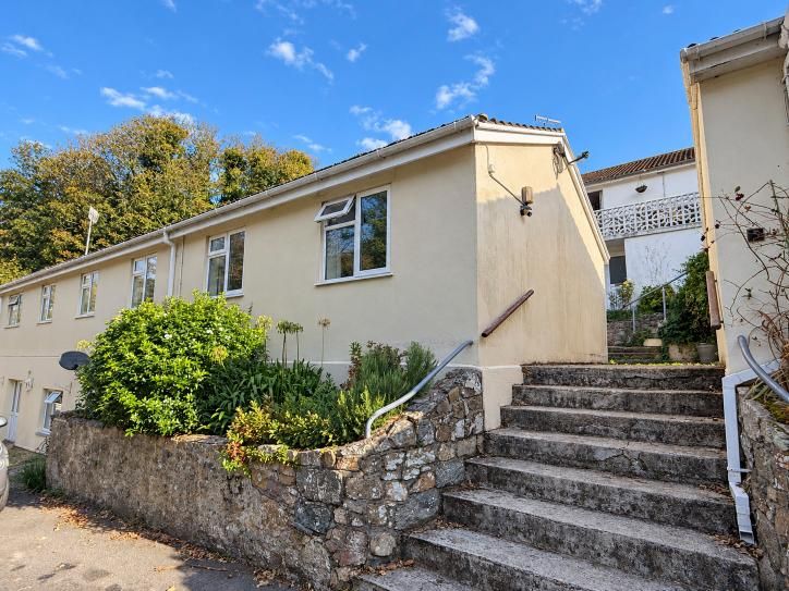 Property photo 1 of 5