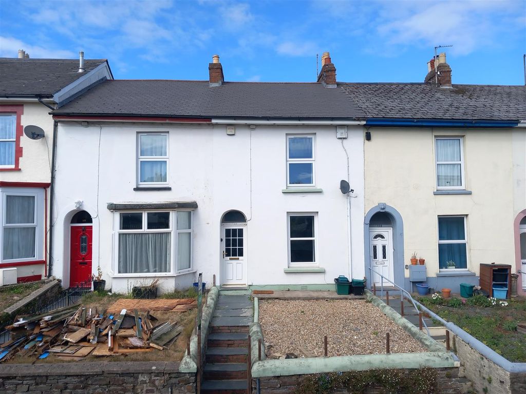 Property photo 1 of 11 104 Meddon Front.Jpg