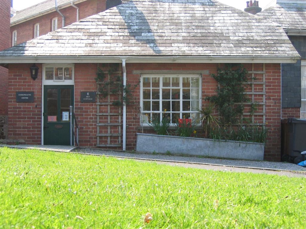 Property photo 1 of 14