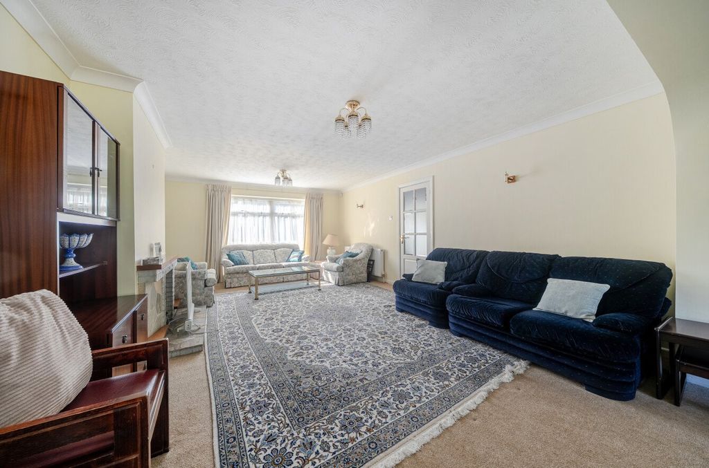 Property photo 2 of 12 Picture No. 02