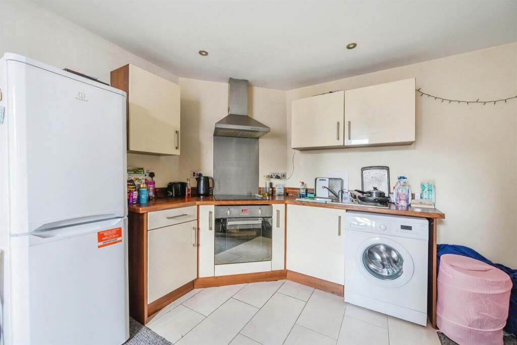 Property photo 2 of 7 Image