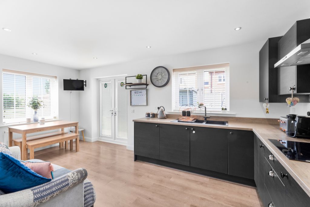 Property photo 1 of 15 Kitchen-Diner