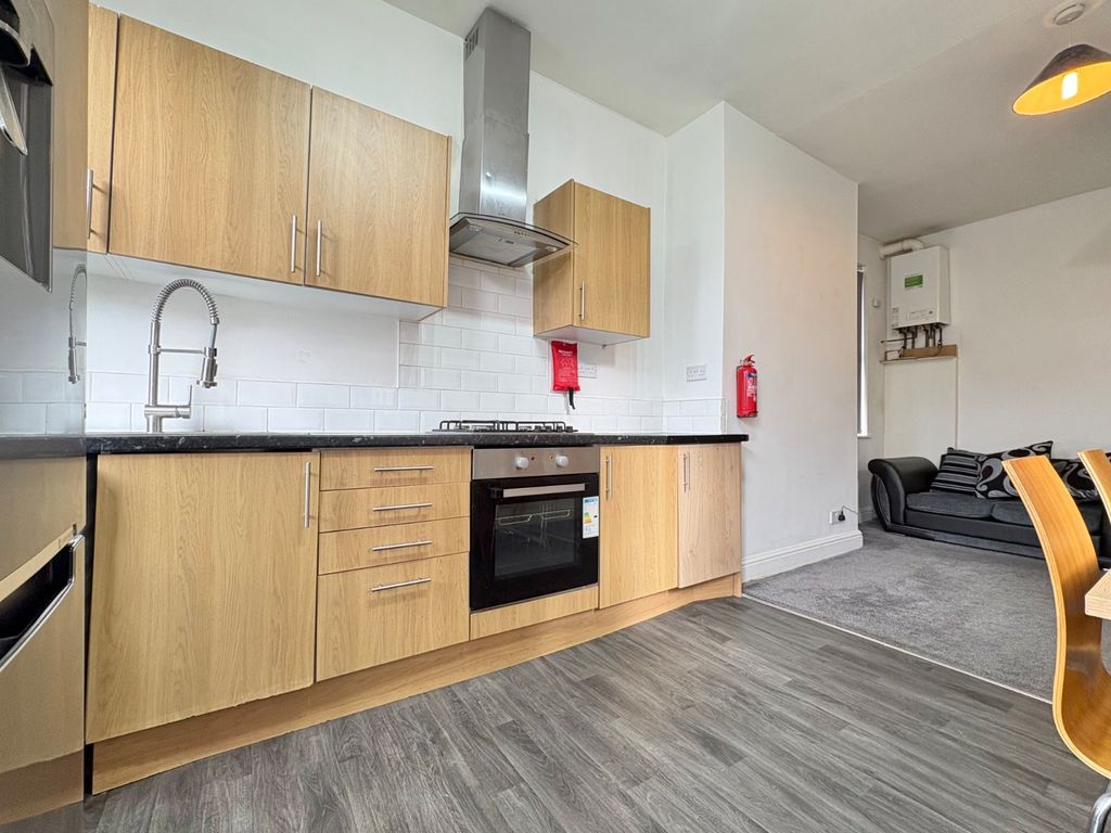 Property photo 3 of 12 Picture No. 19