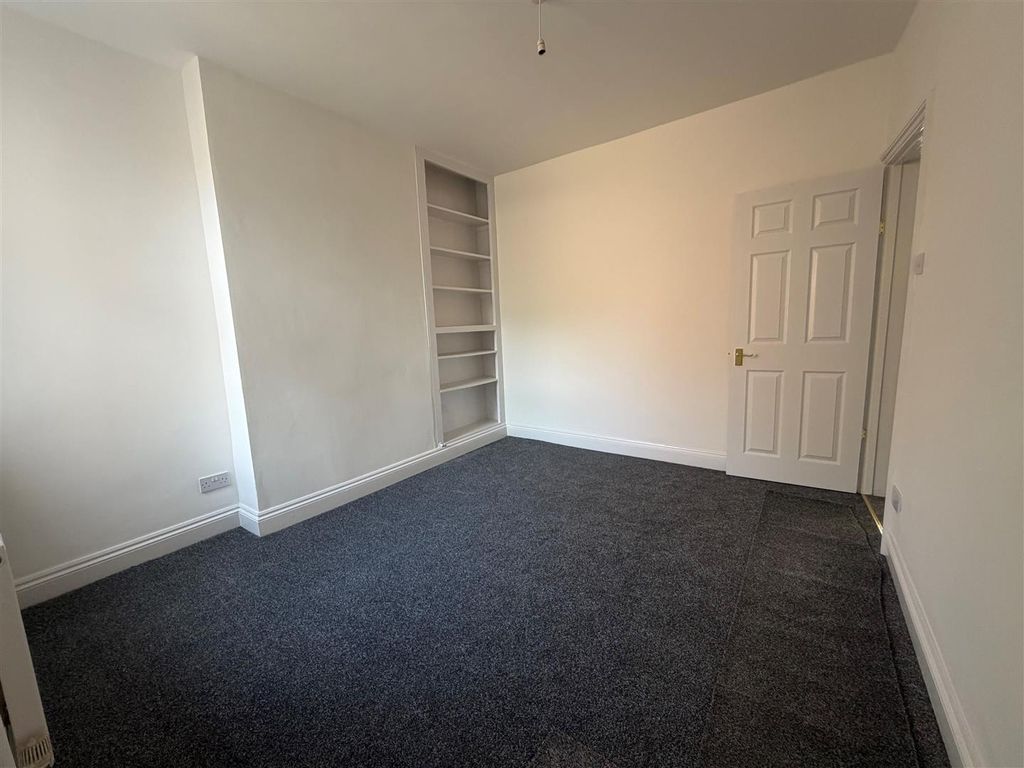 Property photo 3 of 9 5.Jpg
