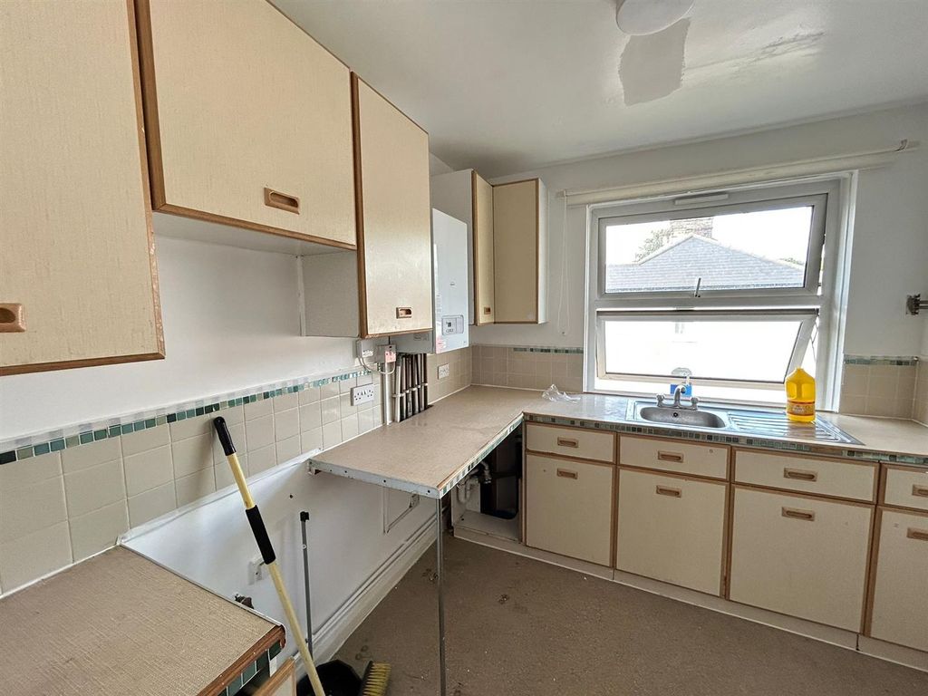 Property photo 3 of 5 5 Stirling Road (5).Jpeg