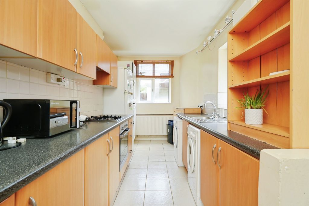 Property photo 3 of 16