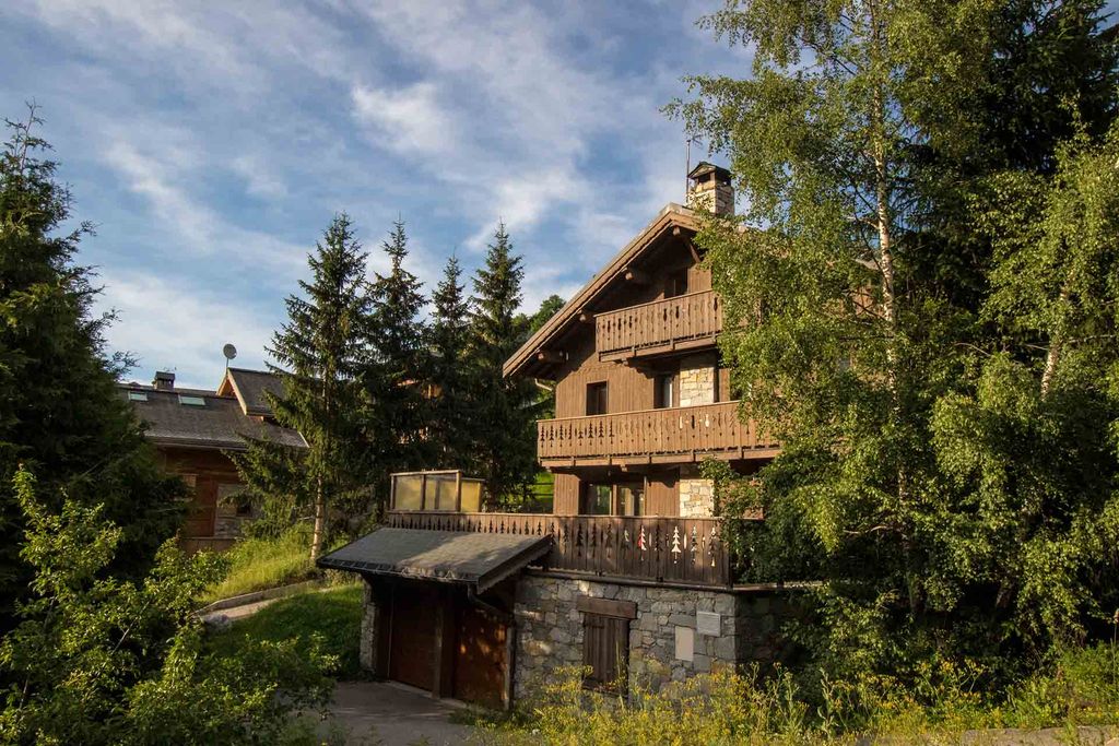 Property photo 1 of 11