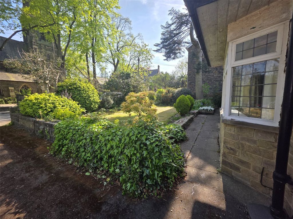 Property photo 2 of 19 Picture No. 03
