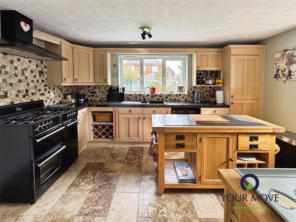 Property photo 2 of 25 Picture No. 22