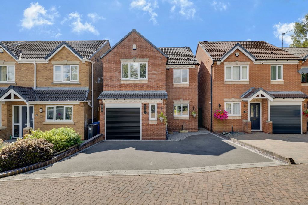 Property photo 1 of 54