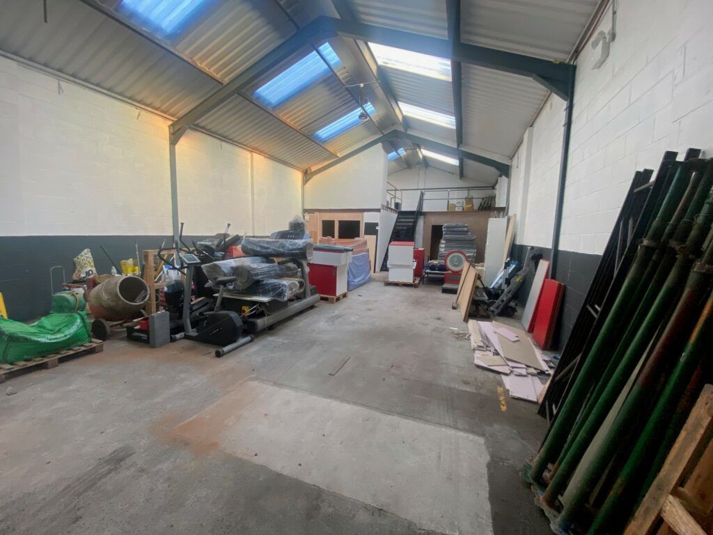 Property photo 2 of 3