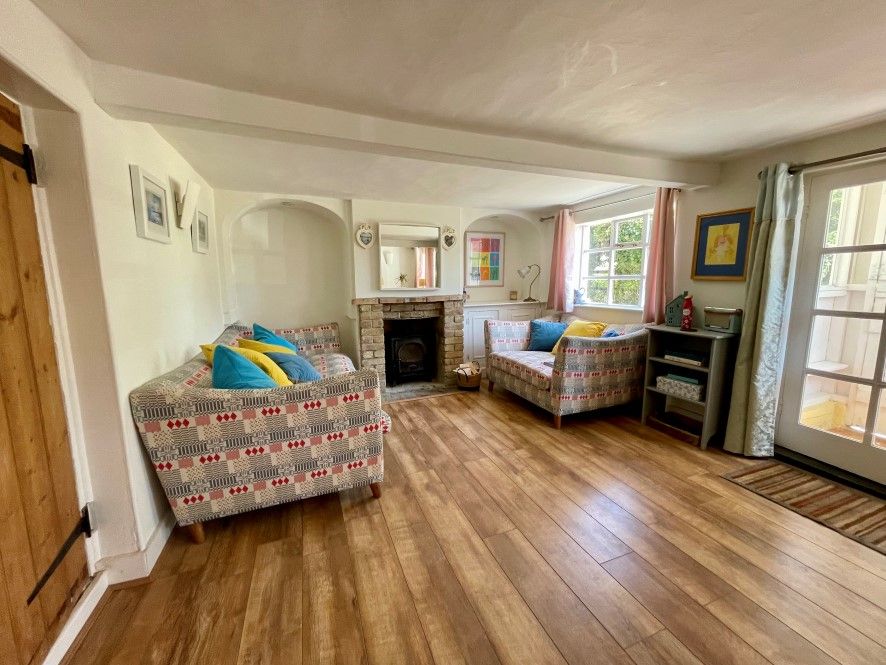 Property photo 2 of 12