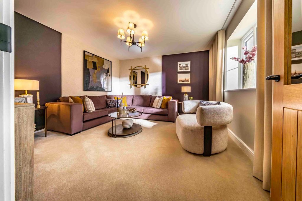 Property photo 2 of 12