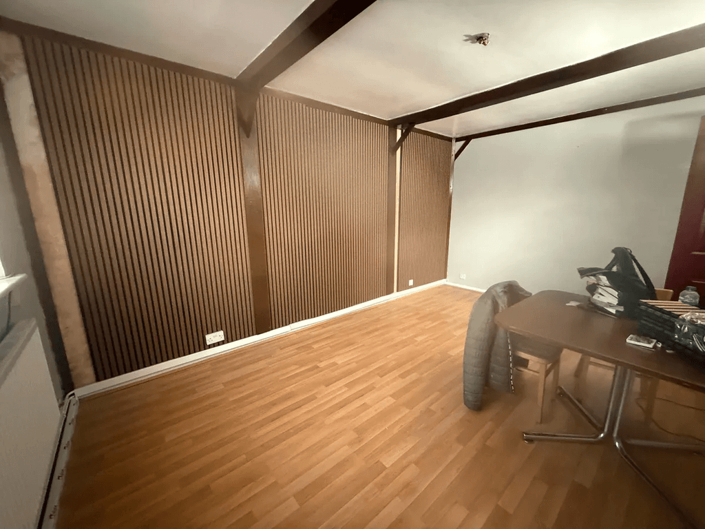 Property photo 1 of 10 2 Bed Flat