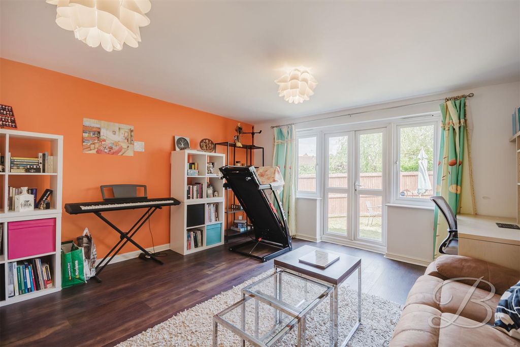 Property photo 3 of 17 Ccltd-4.Jpg