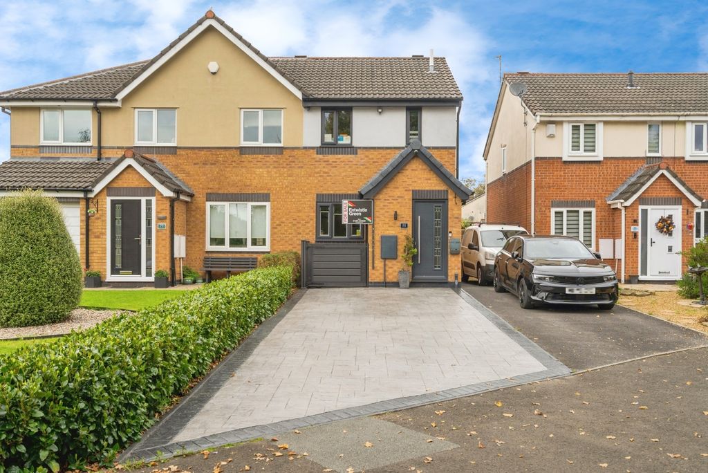 Property photo 1 of 17 Photo