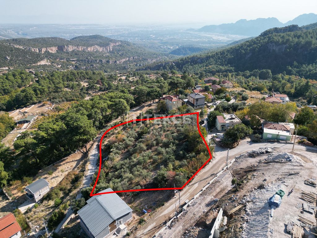 Property photo 1 of 2