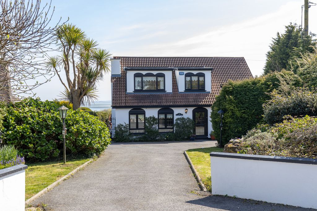 Property photo 1 of 58