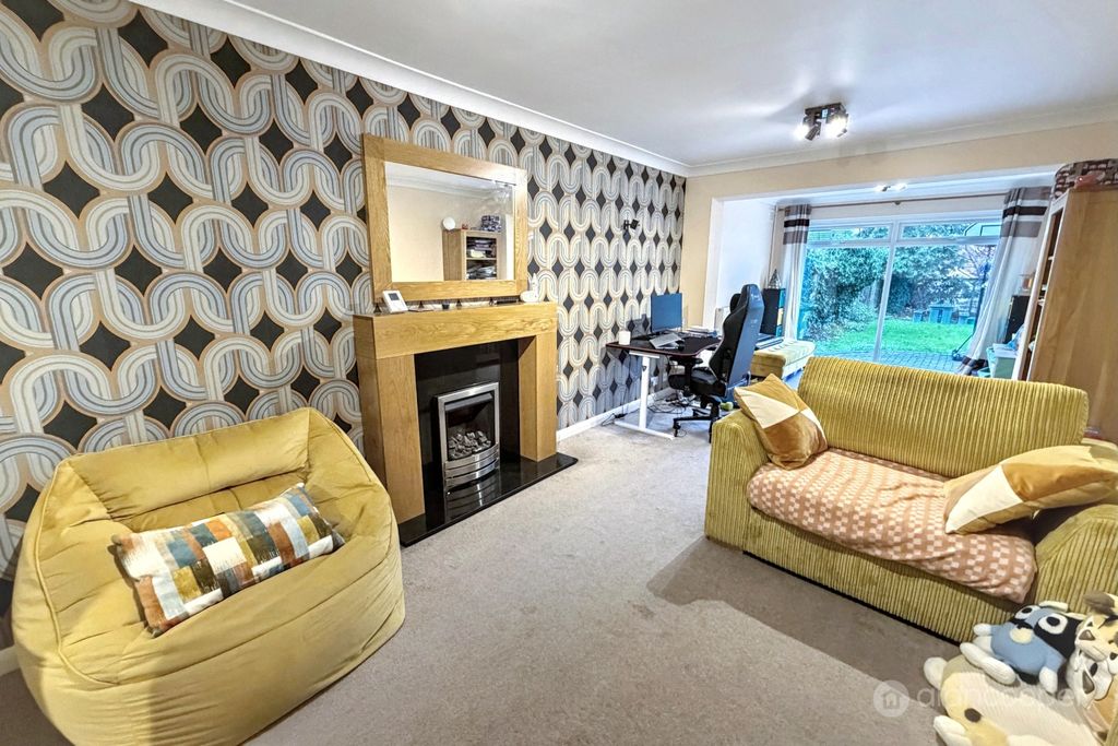 Property photo 2 of 20 4809224