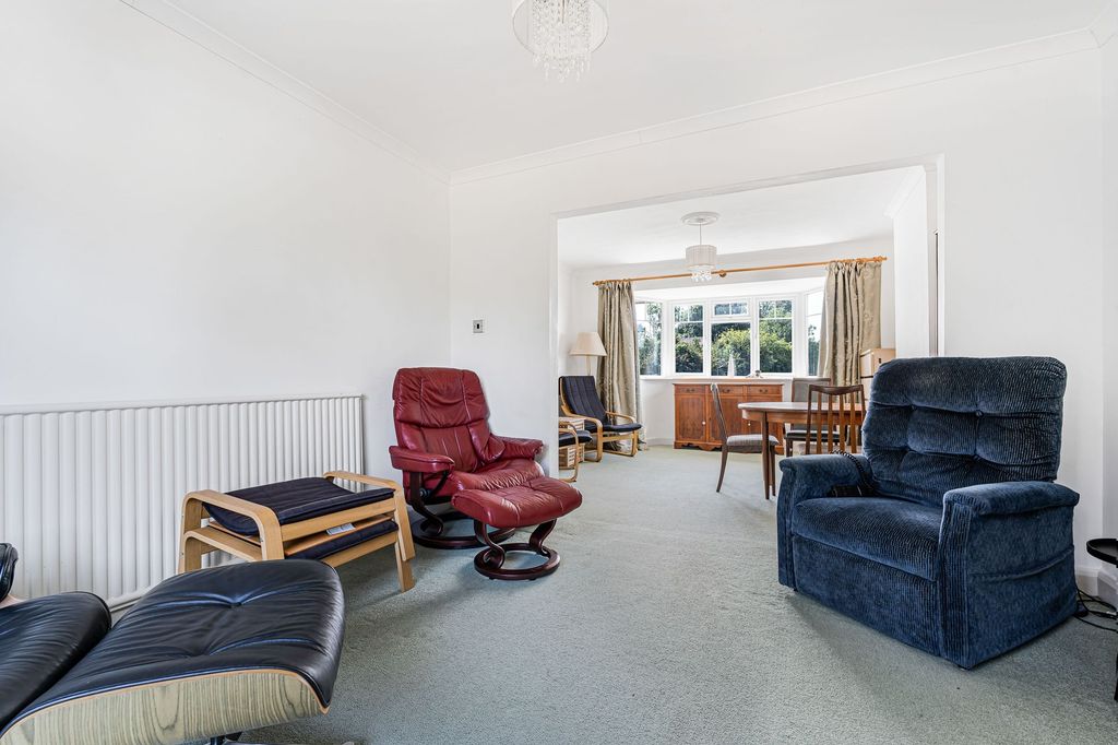 Property photo 3 of 17