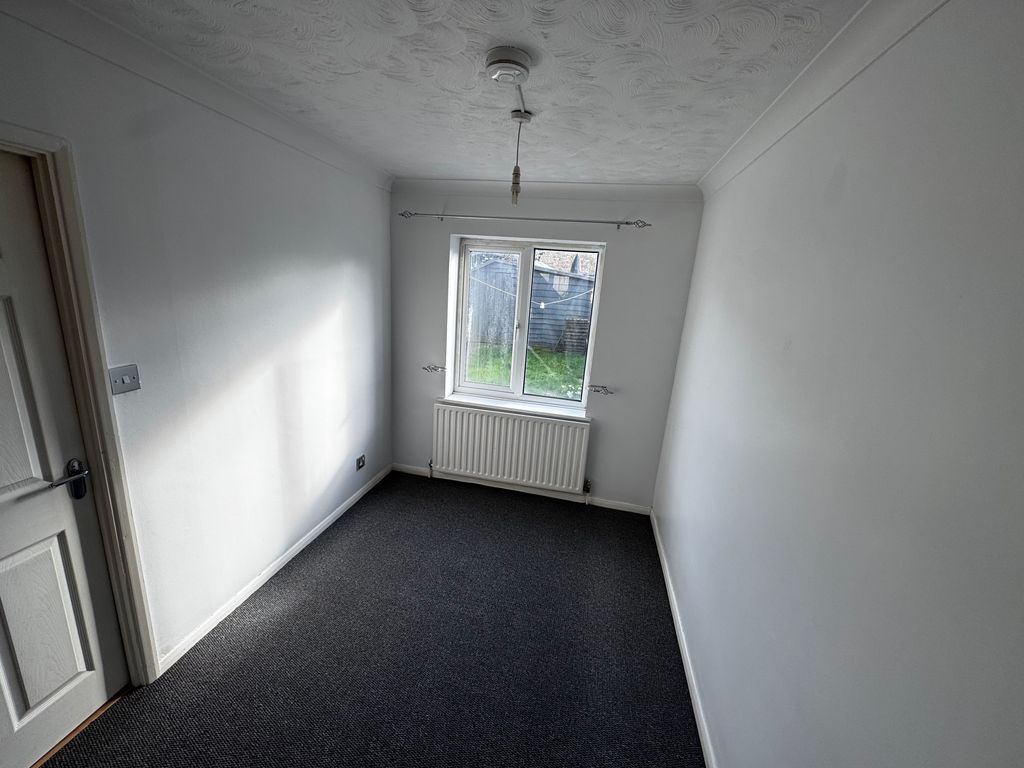 Property photo 3 of 10 Image