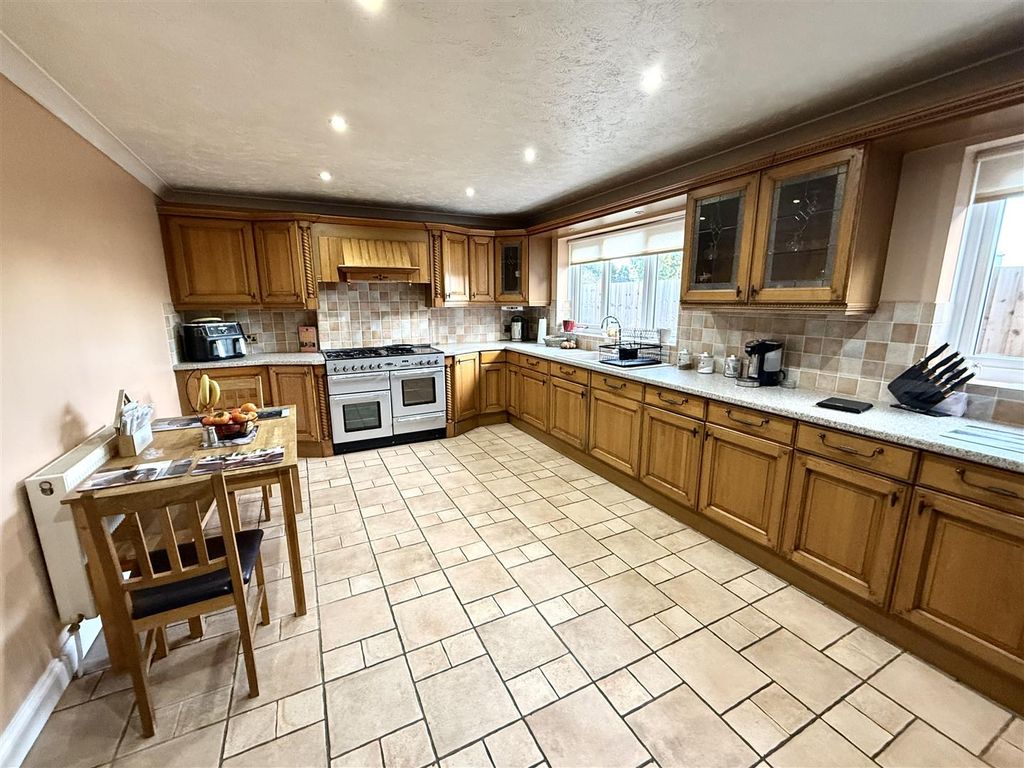 Property photo 2 of 21 Img_2603.Jpg