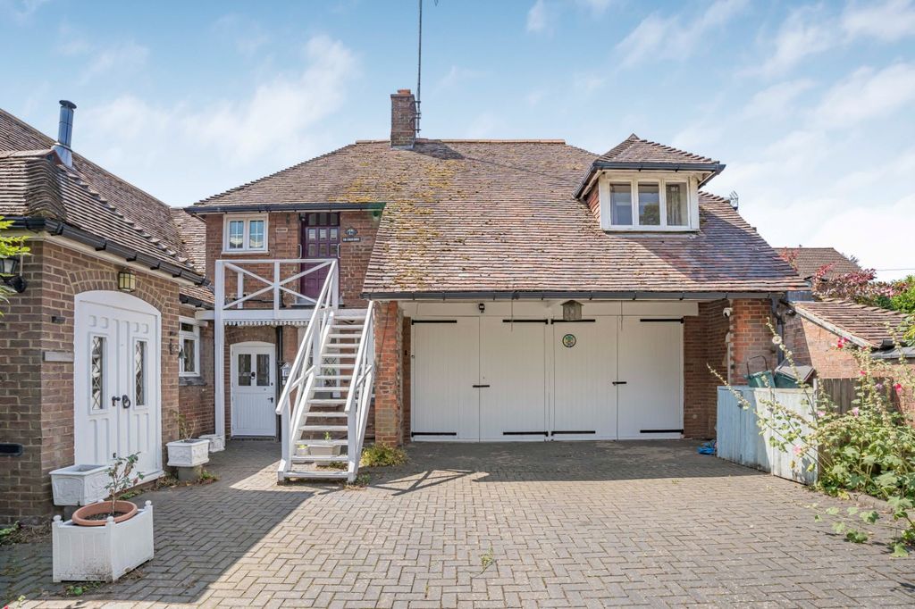 Property photo 1 of 23
