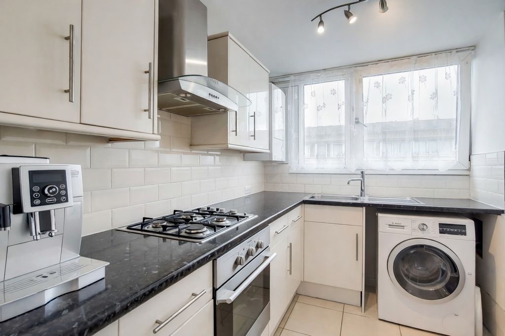 Property photo 3 of 11 5113992