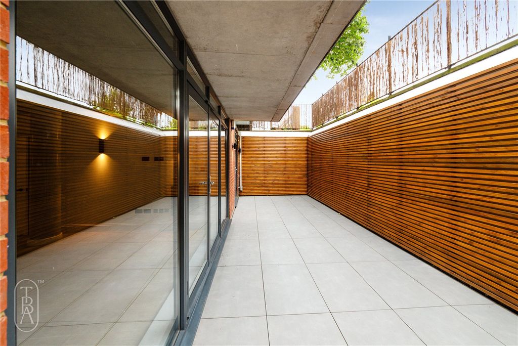 Property photo 2 of 8 Picture No. 08