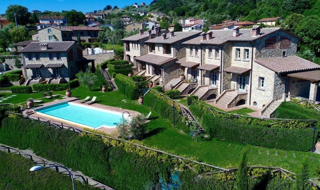 Property photo 3 of 25