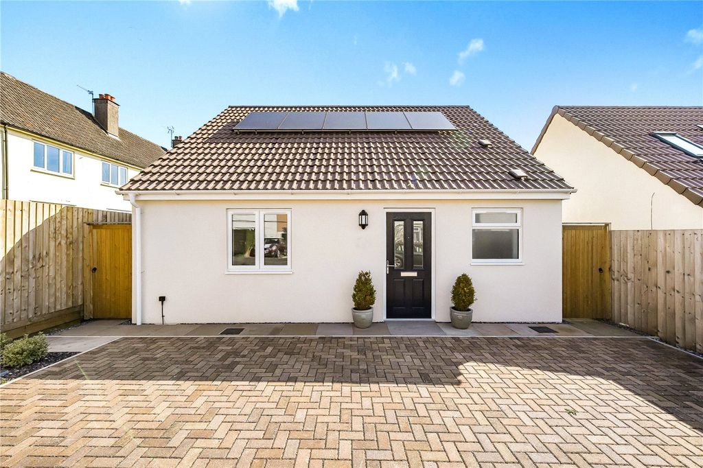 Property photo 1 of 18 Picture No. 03