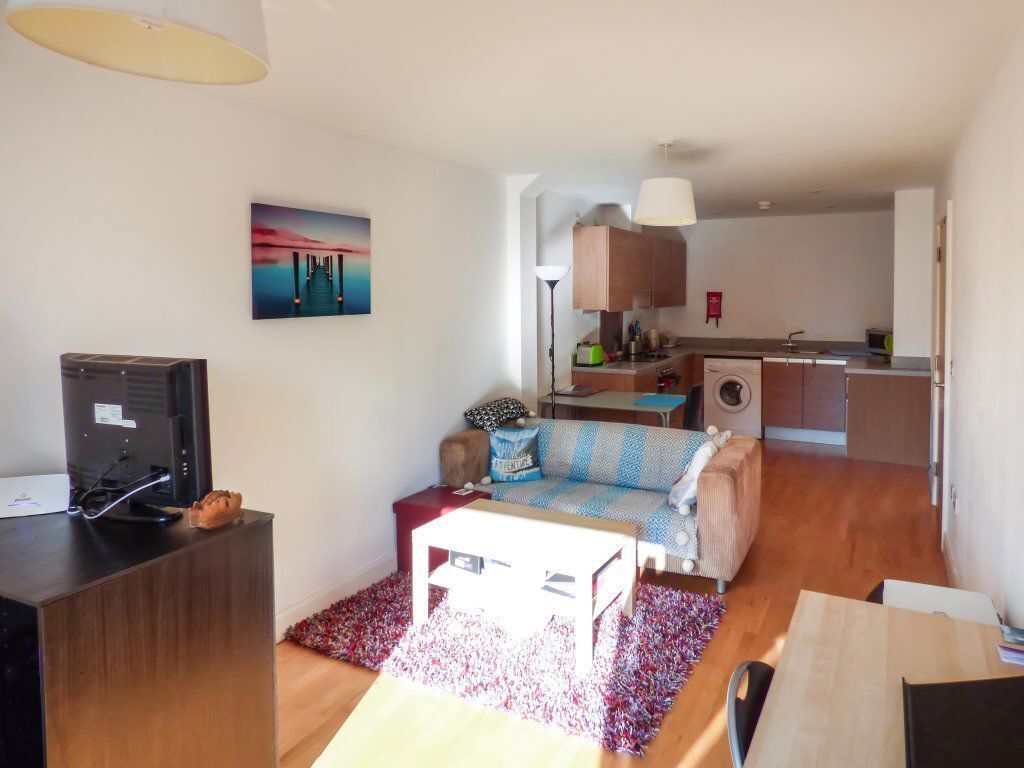 Property photo 3 of 7