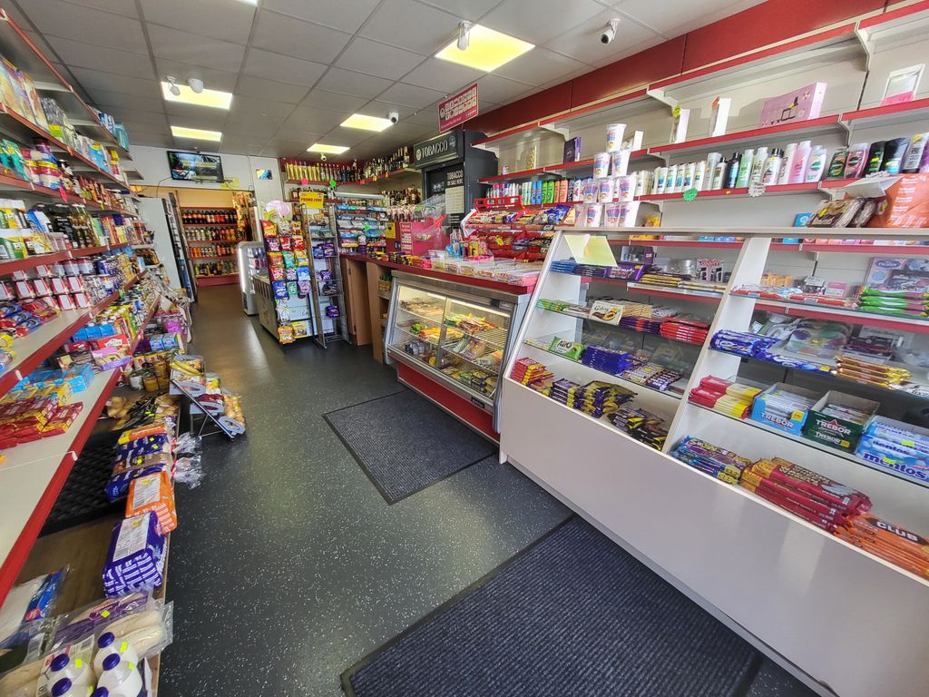 Property photo 3 of 27 Gallery