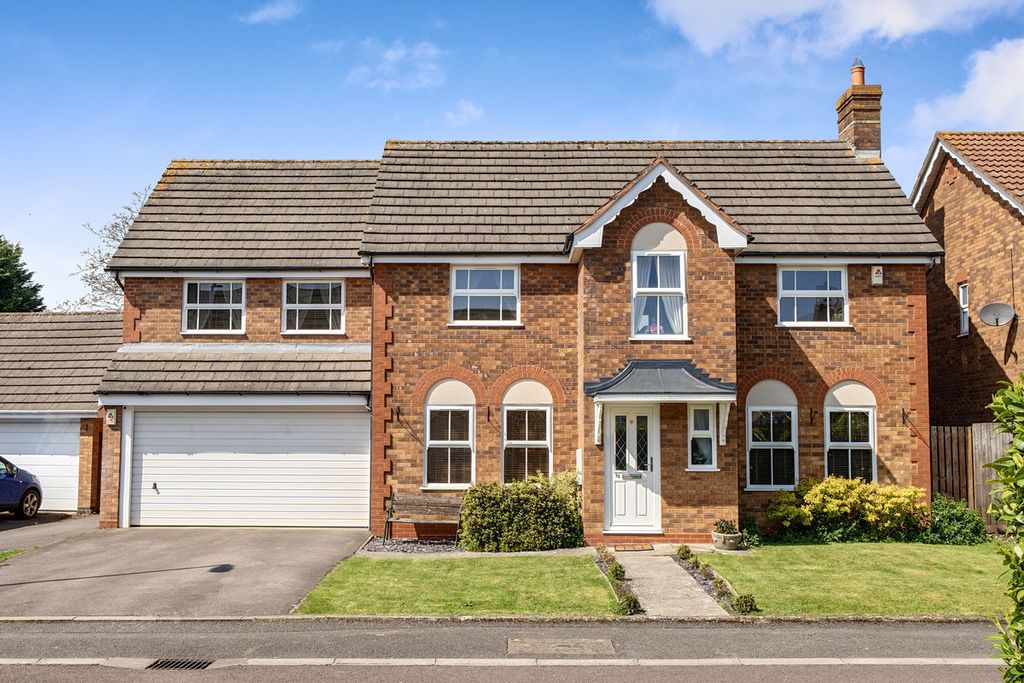 Property photo 1 of 25