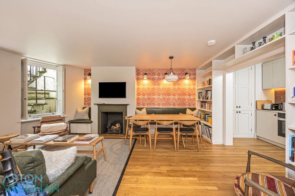 Property photo 1 of 10 5223300