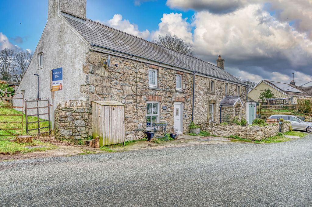 Property photo 1 of 21