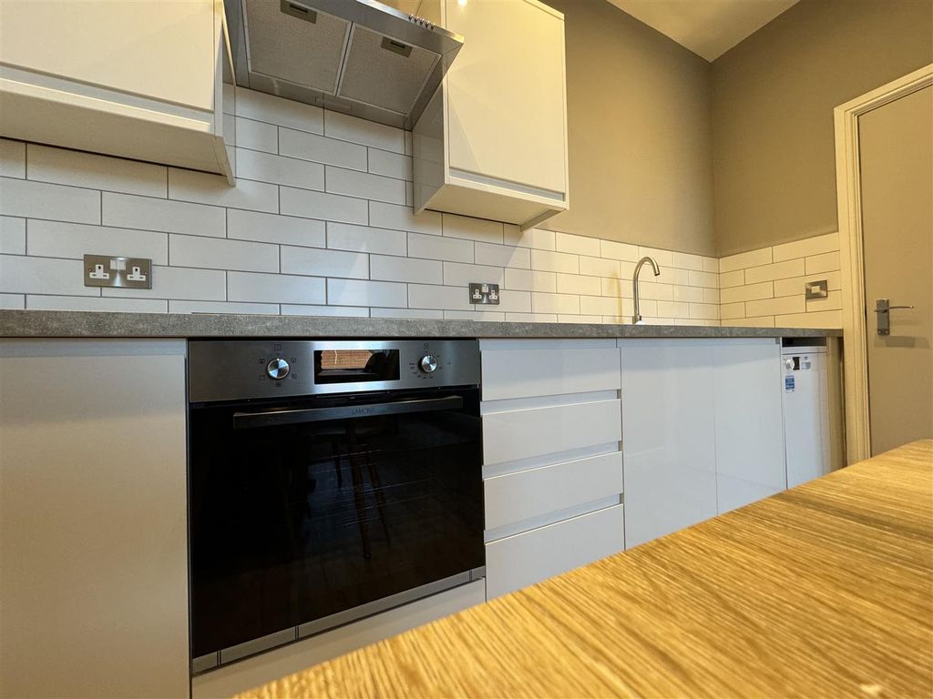 Property photo 2 of 6 Image00001.Jpeg