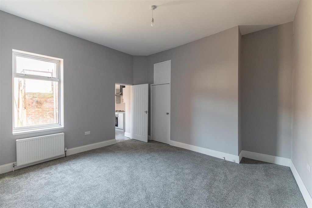 Property photo 2 of 13 Dsc_1165.Jpg