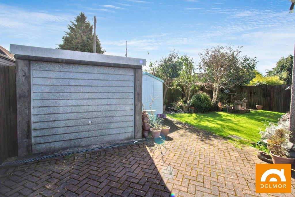 Property photo 3 of 22