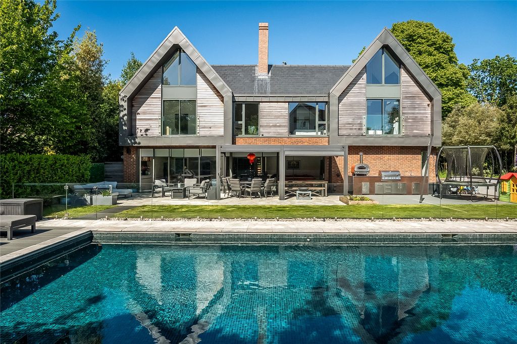 Property photo 1 of 26 Picture No. 93