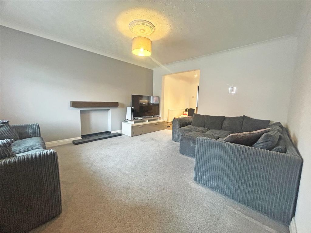 Property photo 2 of 13 Living Room