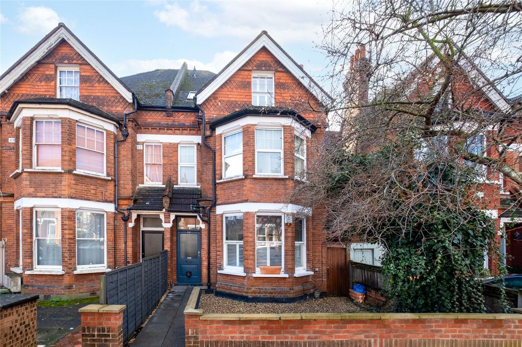 Property photo 3 of 6 Picture No. 18